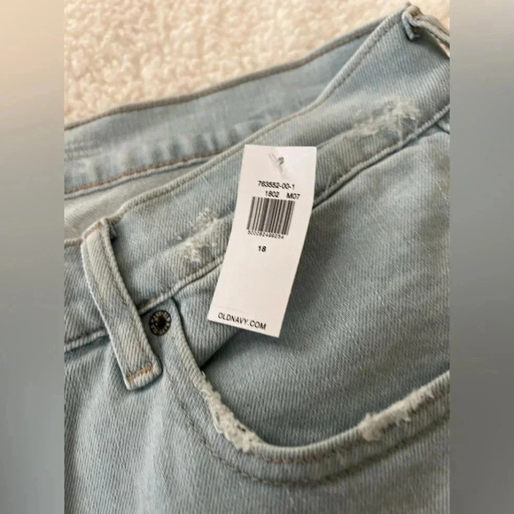 NWT | Old Navy | Extra High Rise SkyHi Straight Jean - Size 18 - Picture 4 of 6